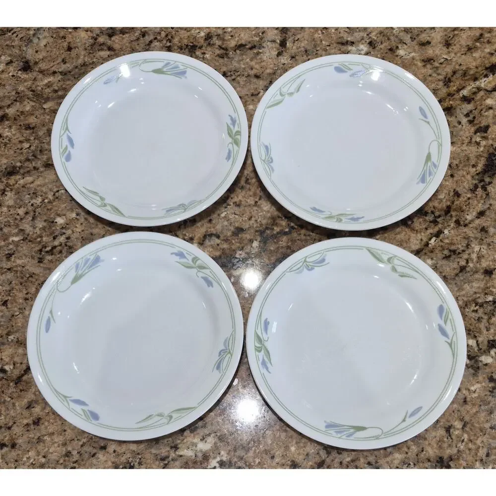 Corelle Blue Wreath Plates 7 1/4